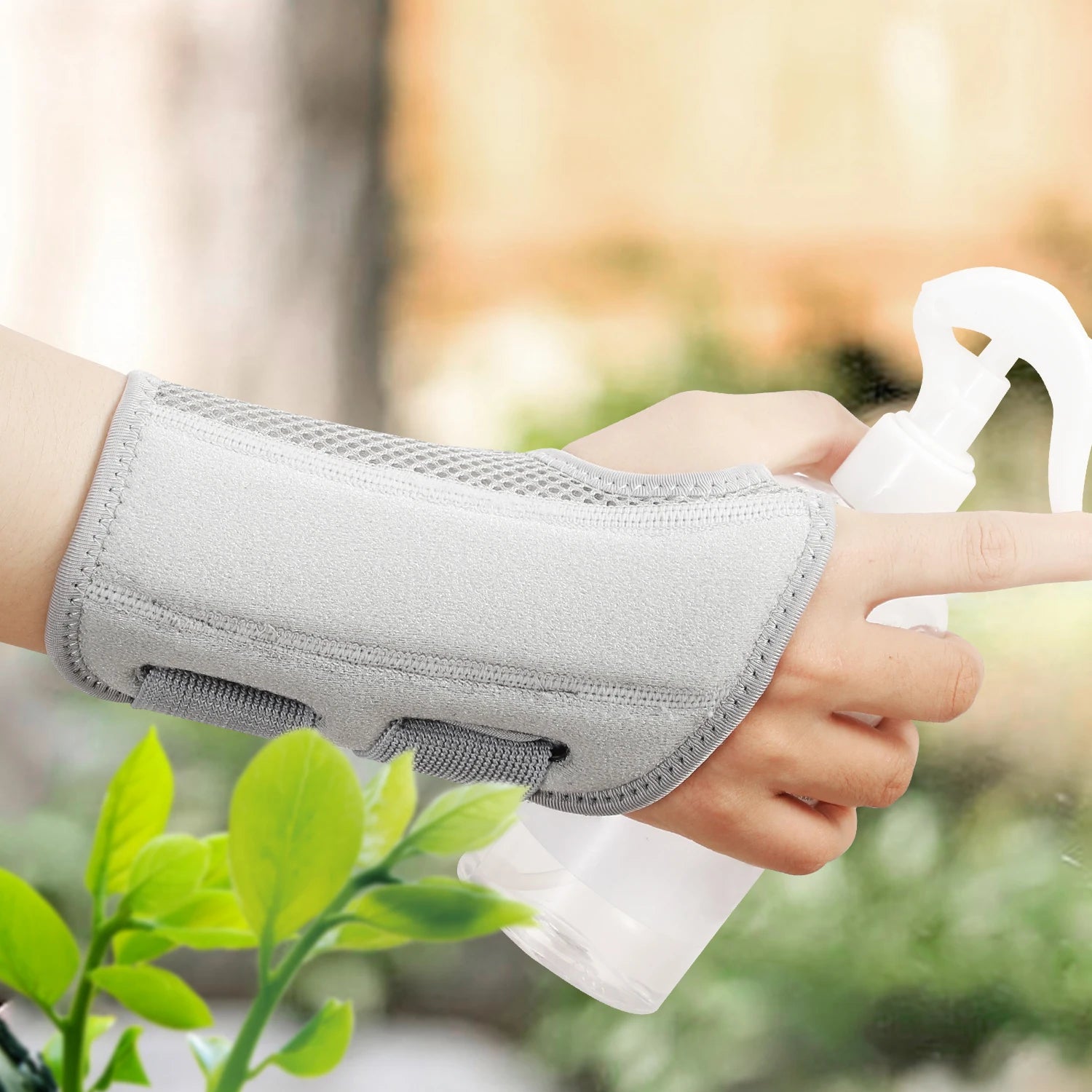 Ergonomic Wrist Brace with Splints for Pain Relief Support
