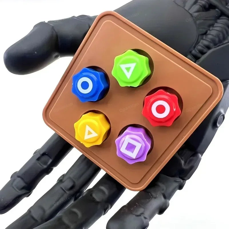 New Creative Games Controller Desktop Headphone Stand Cyberpunk Mechanical Arm Simulated Robot Hand Sculpture Stautes Decoration