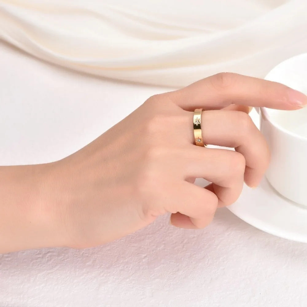 4mm Gold / Silver Style Plated Sunflower Zircon Titanium Steel Ring