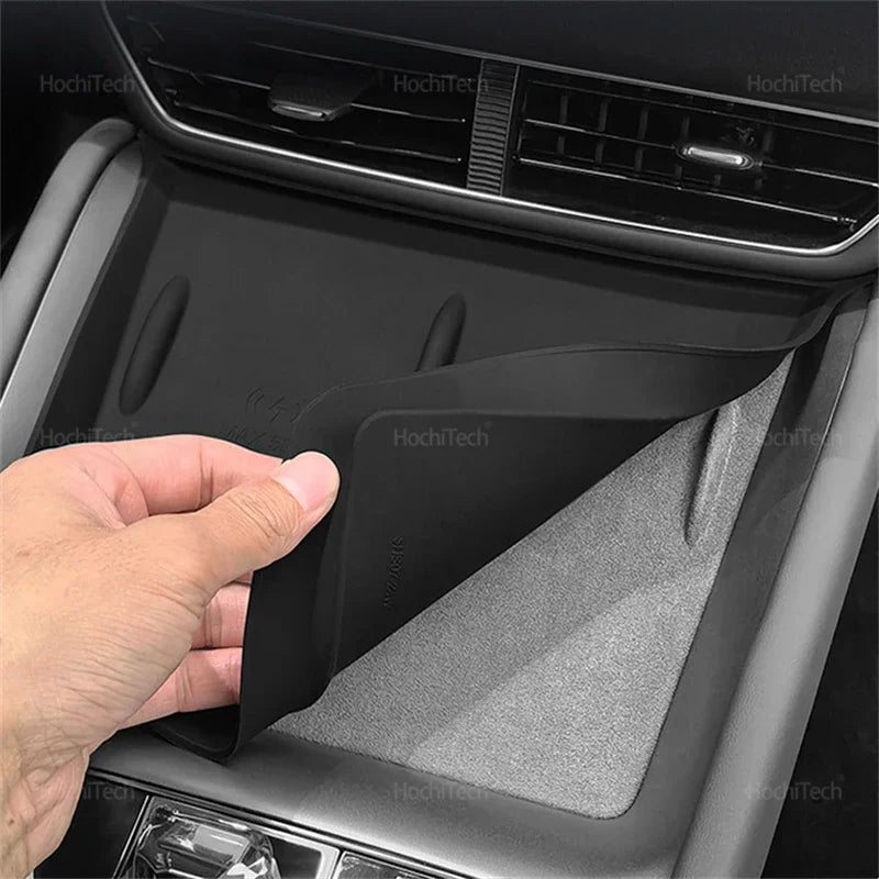 BYD Sealion 7 Wireless Fast Charger Anti-Slip Silicone Pad